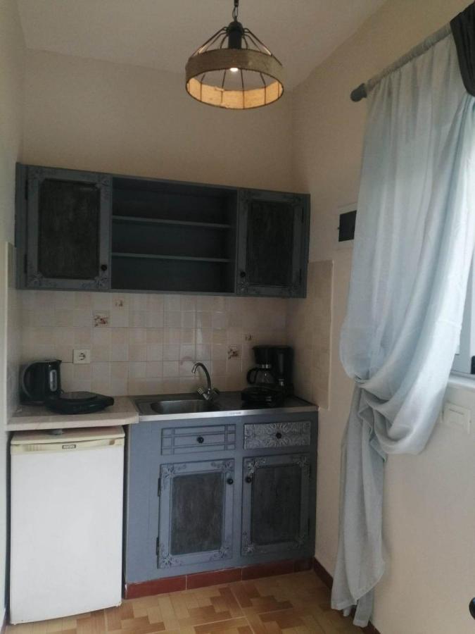 Dionisia Apartments 2 克法洛斯 外观 照片